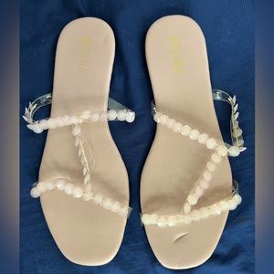 Miss Lola sandals